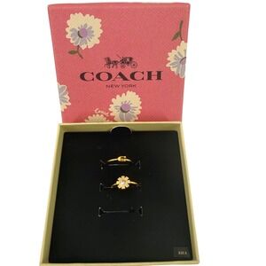 Coach Enamel Daisy Ring Set (2) Gold White Crystal Signature C Size 6 C2758 $98